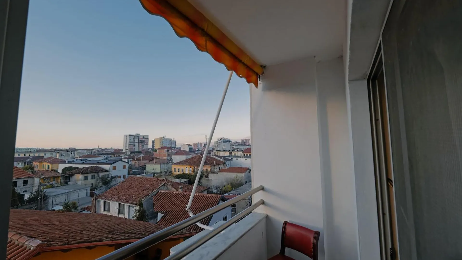 Urban Bliss Apartment Shkoder 0*,