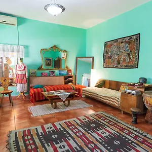 Mi Casa Es Tu Casa - Backpackers אכסניה